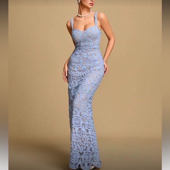 Elegant Blue Lace Dress - Picture 1 of 7